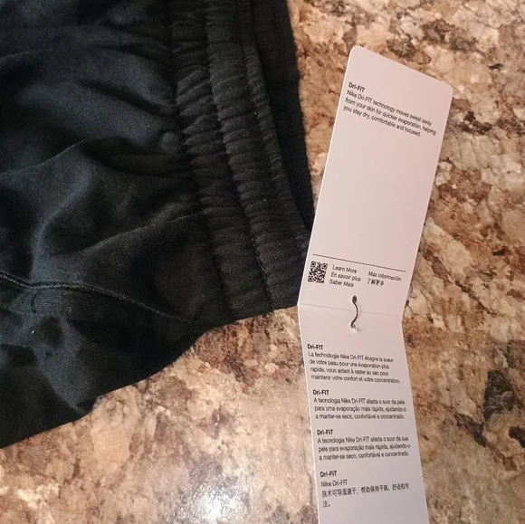 Nike Black Girls Shorts 6x New - Picture 4 of 5